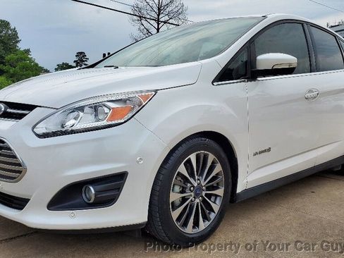 Used 2018 Ford C-MAX Titanium w/ Equipment Group 301A image 1