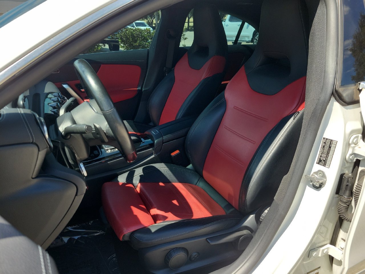 Used 2022 Mercedes-Benz CLA 250 image 15