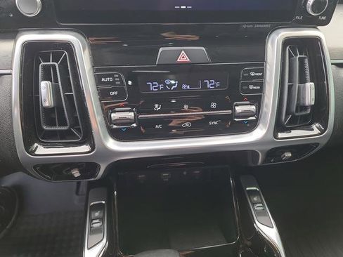 Used 2021 Kia Sorento SX image 32