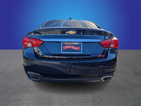 Used 2016 Chevrolet Impala LTZ w/ Enhanced Convenience Package image 4