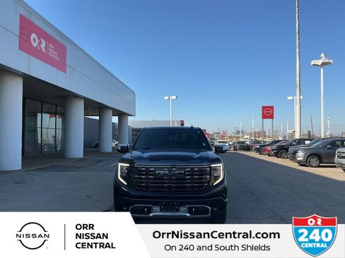 Used 2023 GMC Sierra 1500 Denali Ultimate image 2