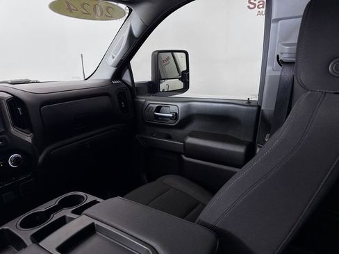 Used 2024 Chevrolet Silverado 2500 Custom w/ Custom Value Package image 22