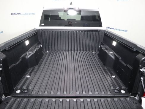 Used 2024 Toyota Tacoma TRD Sport image 8