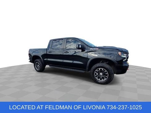 Used 2023 Chevrolet Silverado 1500 ZR2 w/ Technology Package AWD/4WD image 9