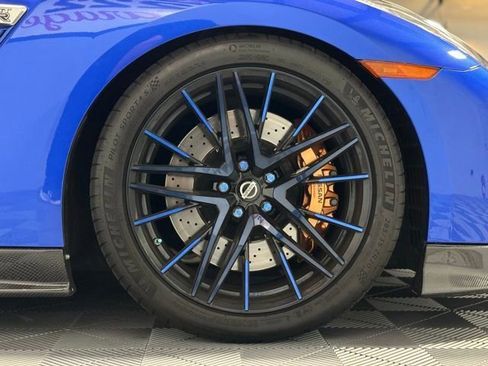 Used 2020 Nissan GT-R Premium AWD/4WD image 10