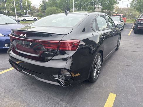 Used 2023 Kia Forte GT-Line w/ GT-Line Premium Package FWD image 8