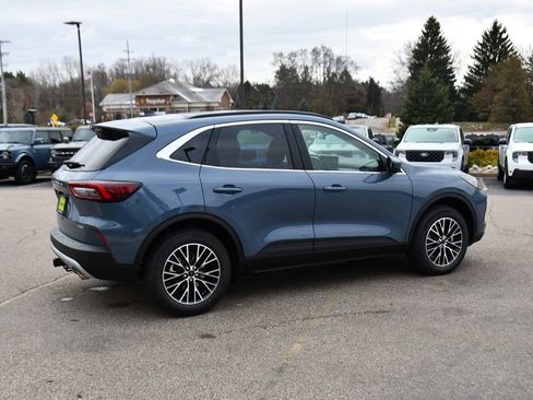 New 2026 Ford Escape Base w/ PHEV Premium Package image 7