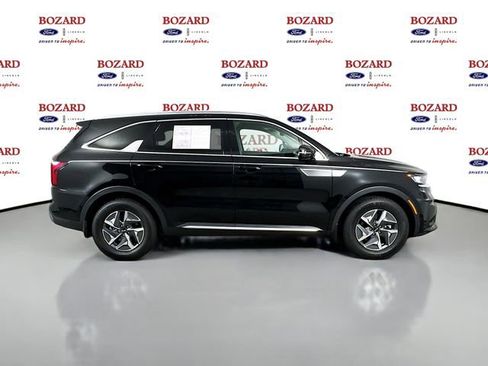 Used 2021 Kia Sorento S image 9