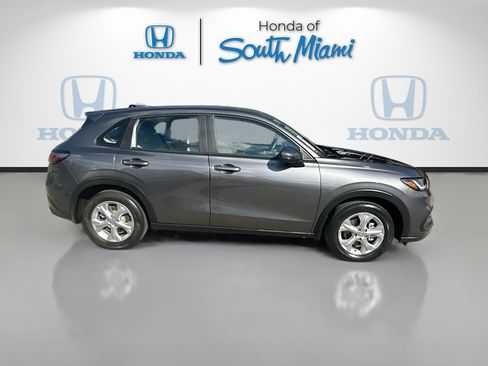 Used 2024 Honda HR-V LX image 8