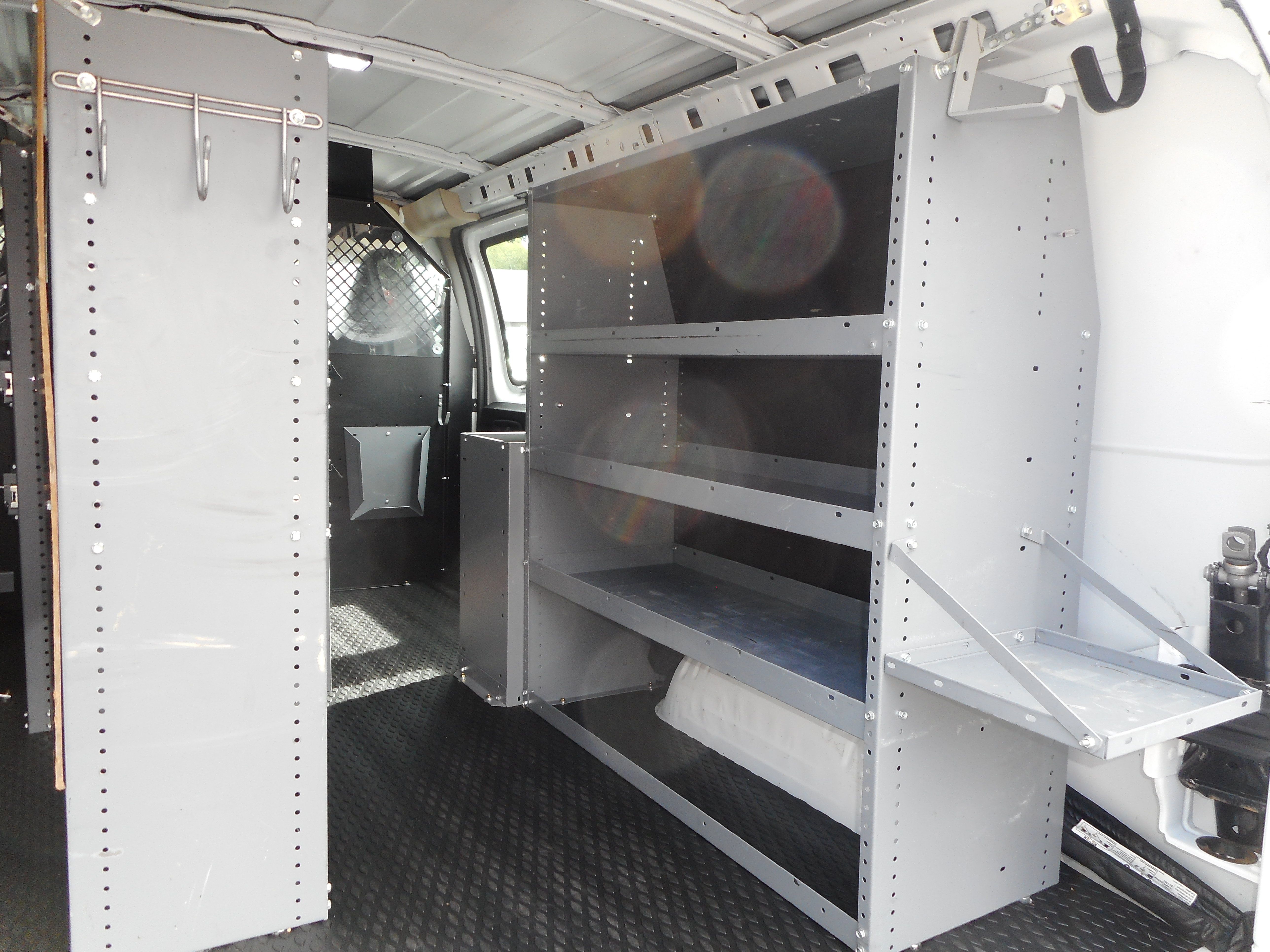 Used 2016 Chevrolet Express 2500 RWD image 18