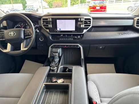 Used 2024 Toyota Tundra SR5 w/ SR5 Convenience Package AWD/4WD image 29