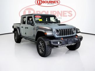 Used 2026 Jeep Gladiator Mojave AWD/4WD video 1