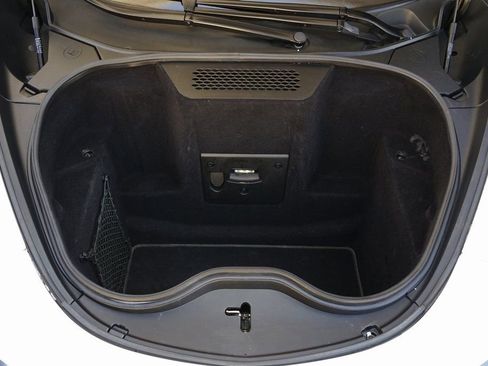 Used 2018 McLaren 570S Spider RWD image 26