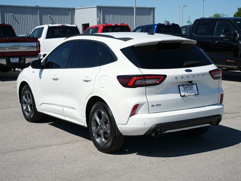 Used 2023 Ford Escape ST-Line FWD image 7