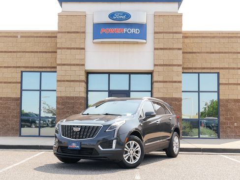 Used 2023 Cadillac XT5 Luxury FWD image 2