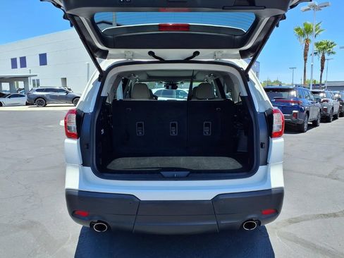 Certified 2023 Subaru Ascent Limited w/ Technology Package AWD/4WD image 16