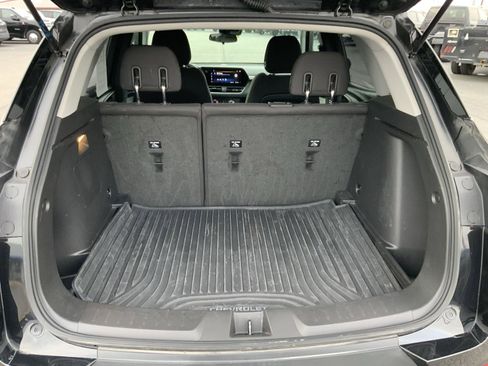 Used 2024 Chevrolet TrailBlazer LS w/ LS Convenience Package image 8