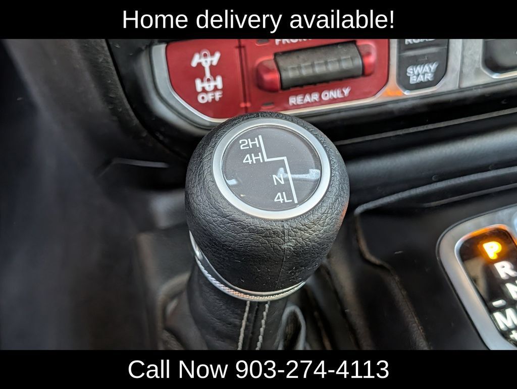Used 2026 Jeep Wrangler Unlimited Rubicon AWD/4WD image 14