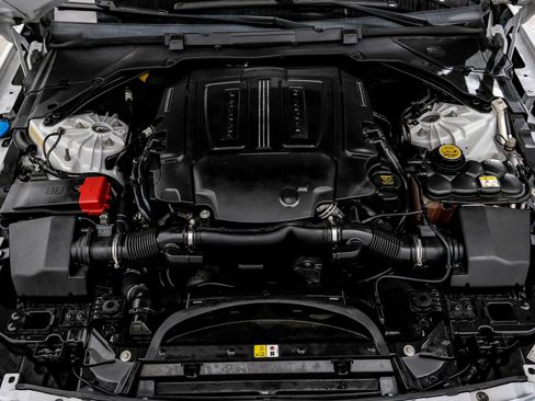 Used 2018 Jaguar XF Portfolio RWD image 63