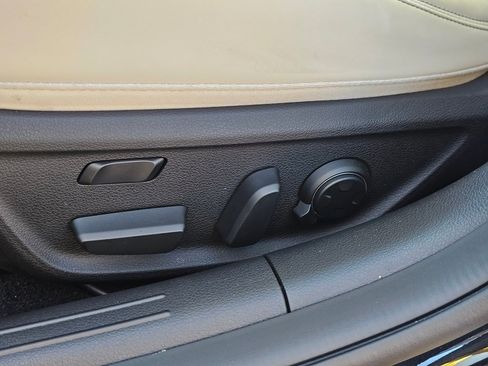 Certified 2025 Genesis G70 3.3T Advanced w/ Sport Prestige Package image 33