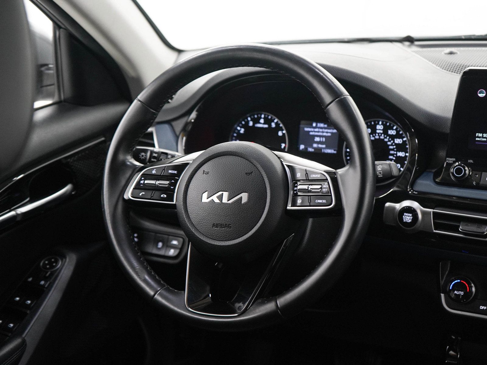 Used 2022 Kia Seltos Nightfall Edition AWD/4WD image 14