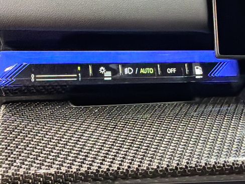 Used 2026 BMW M5 Touring w/ M Driver's Package image 35