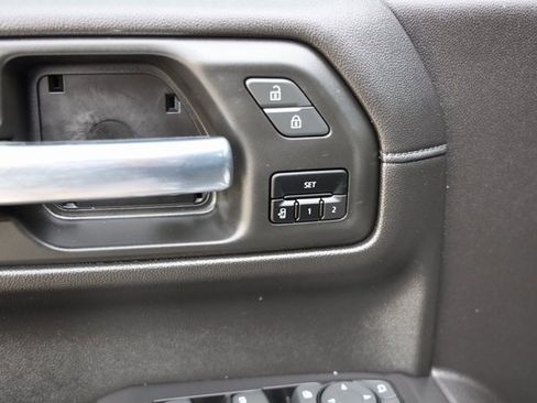 Used 2020 Chevrolet Silverado 1500 High Country w/ Technology Package image 23