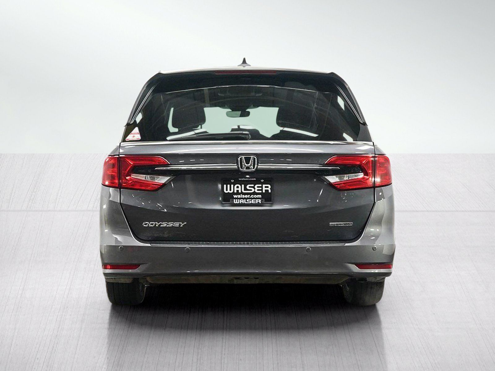 Used 2024 Honda Odyssey Touring image 4