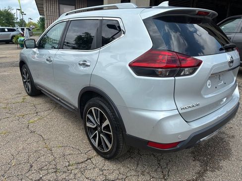 Used 2019 Nissan Rogue SL AWD/4WD image 3