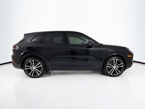 New 2026 Porsche Cayenne AWD/4WD image 8