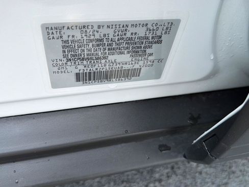 Used 2024 Nissan Kicks S FWD image 39