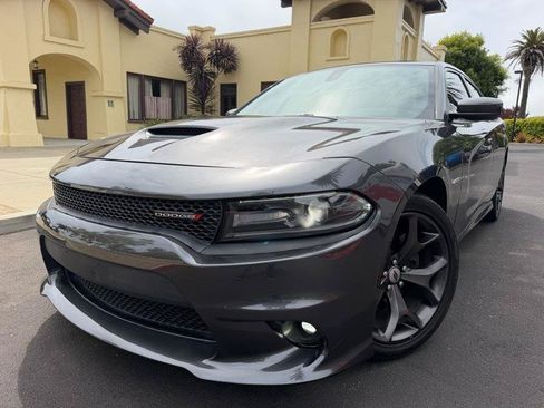 Used 2019 Dodge Charger R/T w/ Driver Confidence Group RWD image 13