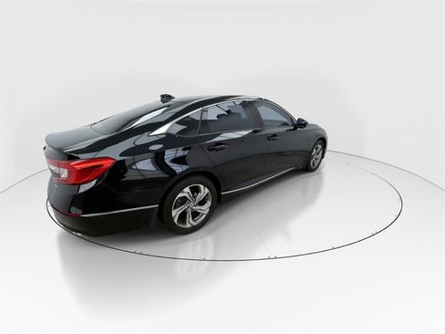 Used 2018 Honda Accord EX-L image 8