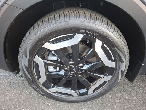 New 2025 Kia Telluride EX image 4