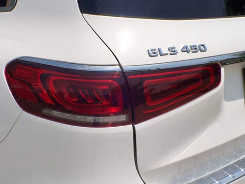 Used 2023 Mercedes-Benz GLS 450 4MATIC image 16