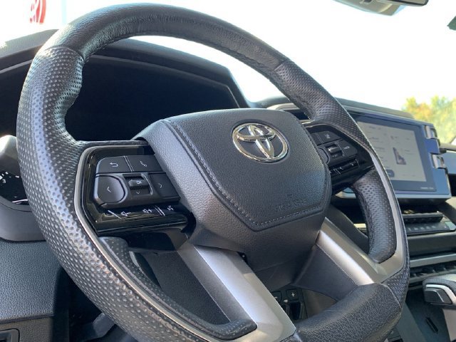 Used 2024 Toyota Tundra SR5 w/ SR5 Premium Package AWD/4WD image 18