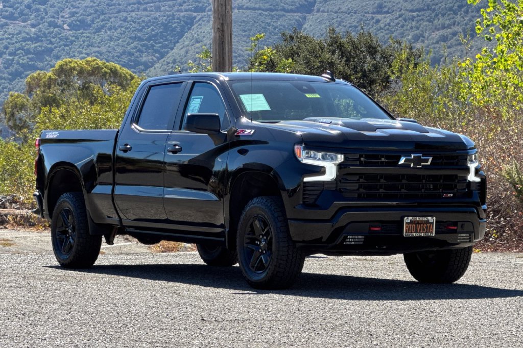 Used 2023 Chevrolet Silverado 1500 LT Trail Boss w/ Protection Package AWD/4WD image 2