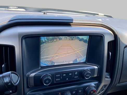 Used 2018 GMC Sierra 2500 Denali w/ Duramax Plus Package AWD/4WD image 24