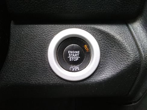 Used 2018 RAM 1500 Sport w/ Convenience Group AWD/4WD image 14