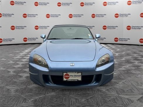 Used 2004 Honda S2000 image 8