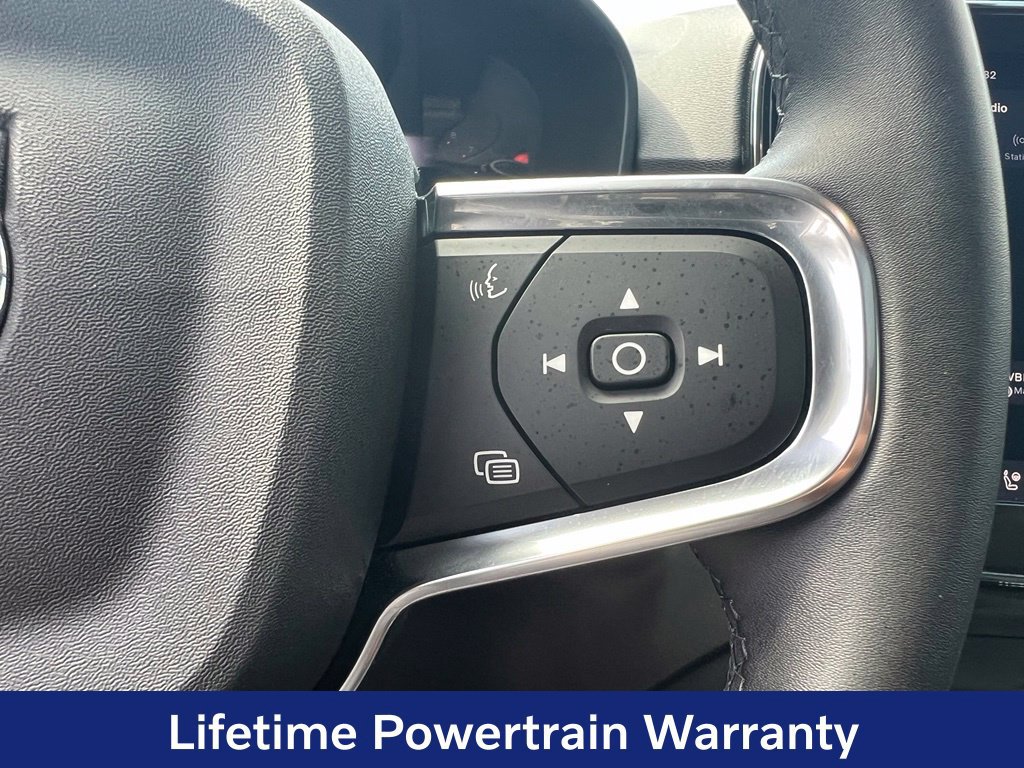 Certified 2024 Volvo XC40 B5 Plus w/ Protection Package Premier AWD/4WD image 16