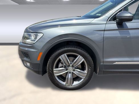 Used 2021 Volkswagen Tiguan SEL w/ 2-Row Tiguan MDO Package AWD/4WD image 21