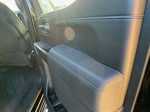 Used 2019 Chevrolet Silverado 1500 LT Trail Boss w/ Convenience Package image 20