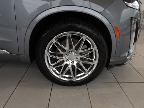 Used 2020 Cadillac XT6 Sport image 28