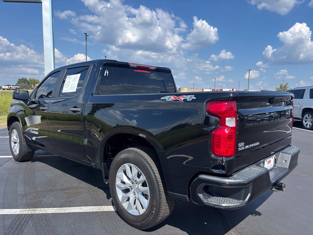 Used 2023 Chevrolet Silverado 1500 Custom AWD/4WD image 4