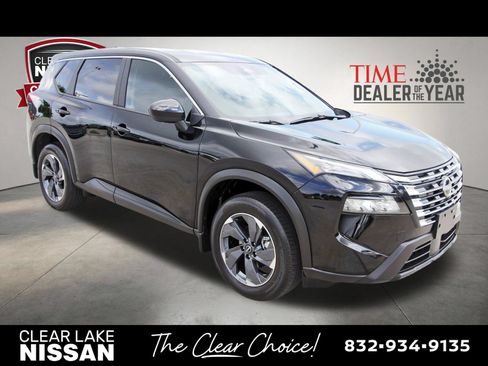 Certified 2026 Nissan Rogue SV FWD image 9