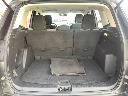 Used 2018 Ford Escape SE w/ SE Sync 3 Package AWD/4WD image 13