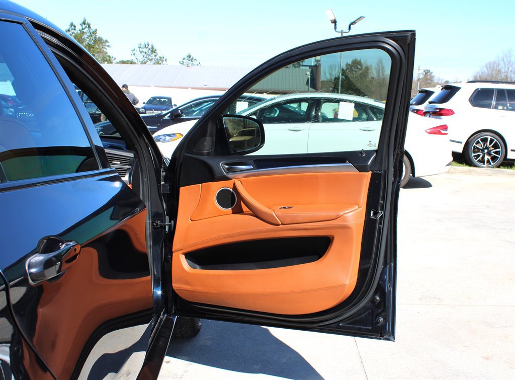 Used 2013 BMW X6 M AWD/4WD image 30