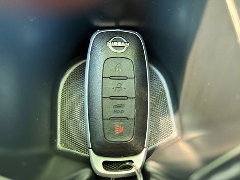 Used 2025 Nissan Sentra SV FWD image 21