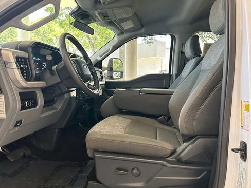 Used 2026 Ford F350 XLT AWD/4WD image 6